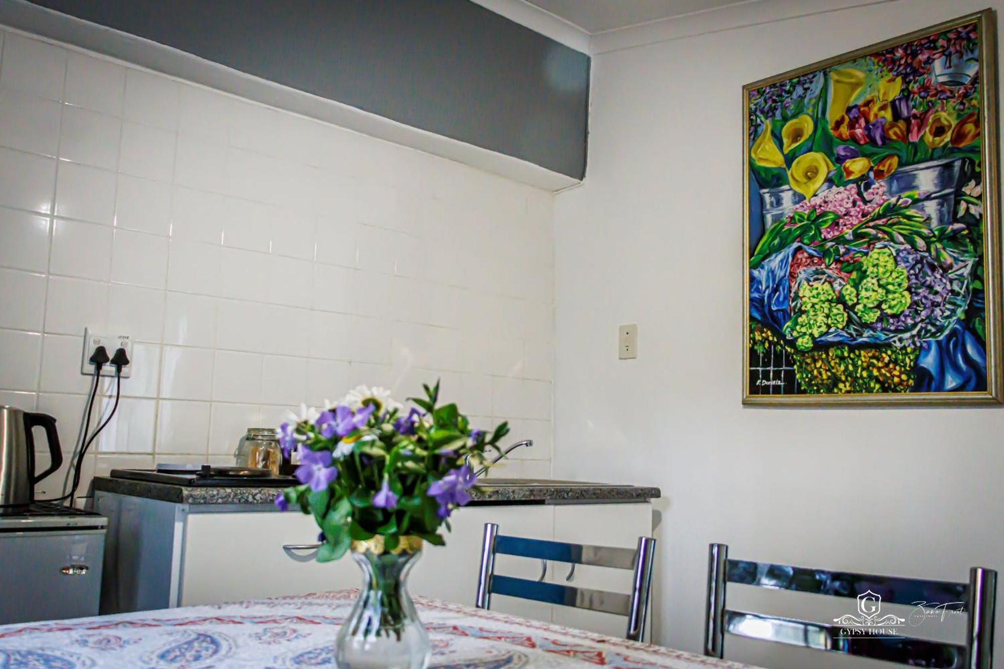 Gypsy Guest House Clarens Ruang foto