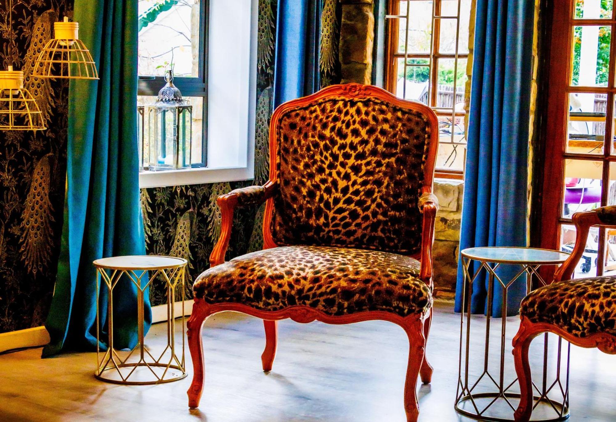 Gypsy Guest House Clarens Bagian luar foto
